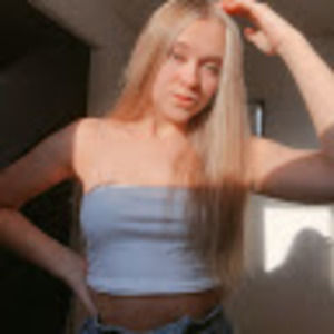 Meet your Posher, Lydia